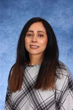 Humayoon,Mrs Mussarat